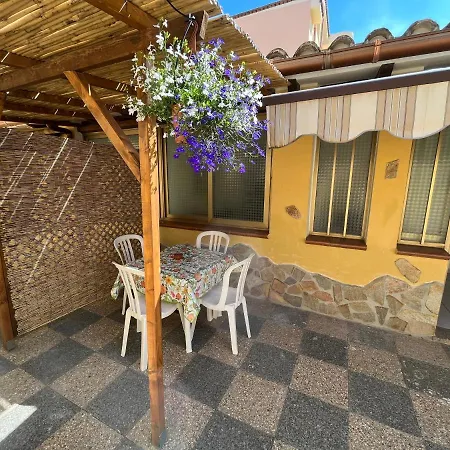Nassia 1 By La Via Del Mare Viaggi E Vacanze Apartment Villasimius