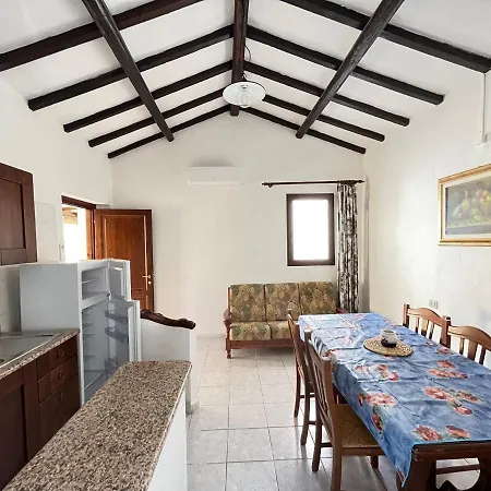 Nassia 1 By La Via Del Mare Viaggi E Vacanze Апартаменты
