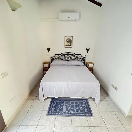 Nassia 1 By La Via Del Mare Viaggi E Vacanze Apartment *
